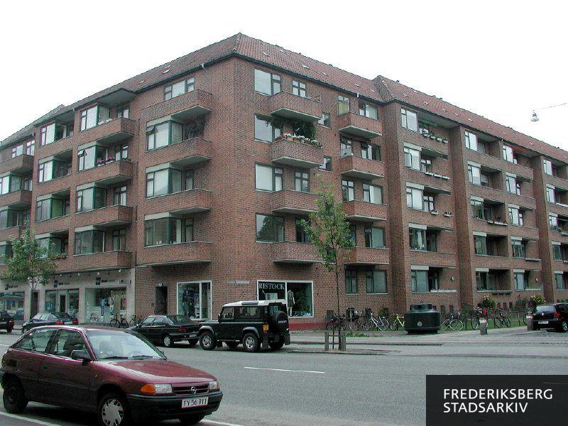 Hjørneejendommen Finsensvej 39B-39C / Ved Lindevangen 30-34