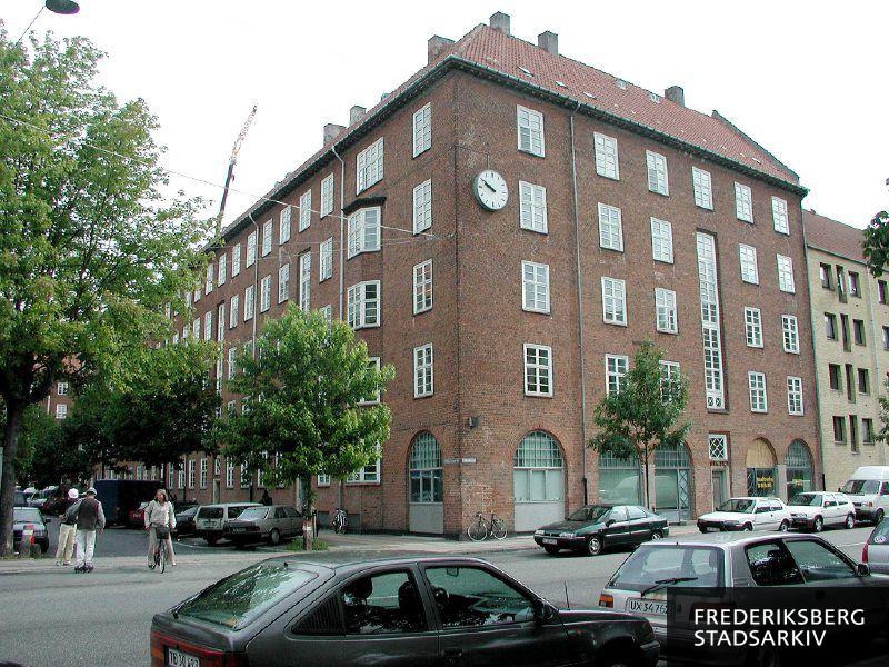 Hjørneejendommen Finsensvej 52 / Malthe Bruuns Vej 2-10