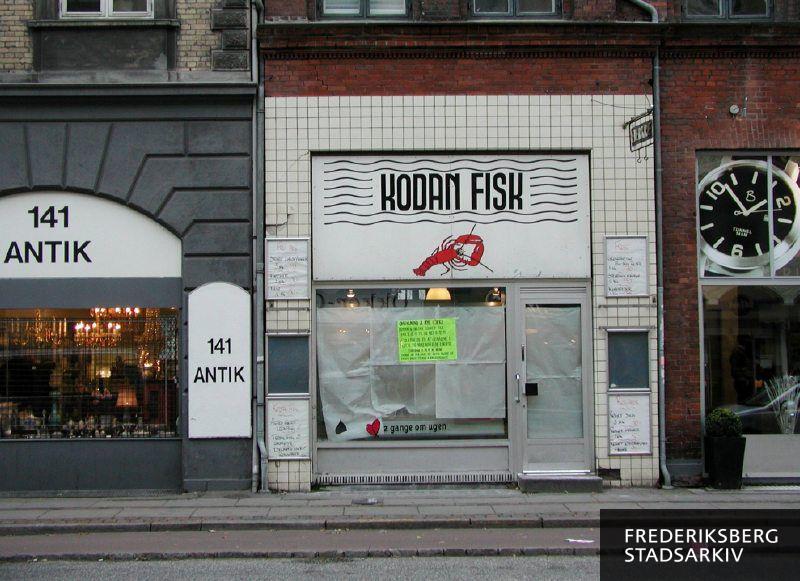 Fiskehandleren Kodan Fisk med hængeskilt under et ejerskifte eller en ombygning