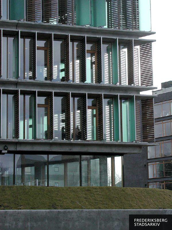 Detalje af facaden, CBS Handelshøjskolen / Kilen