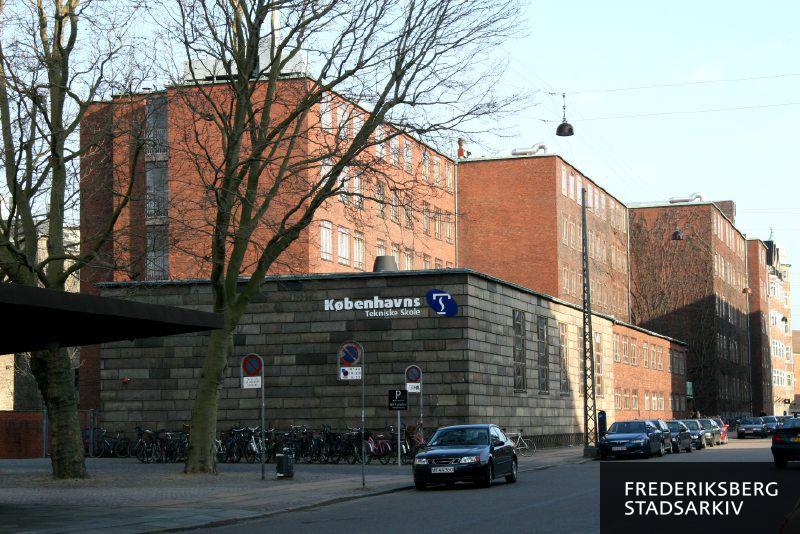 KTS Københavns Tekniske Skoles tekniske og kreative afdeling for uddannelser, efteruddannelse og kurser indenfor medieproduktion, skilte m.v.