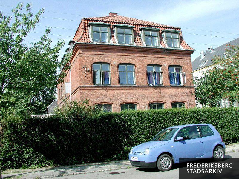 Frederiksberg Friskole i sommeren 2004