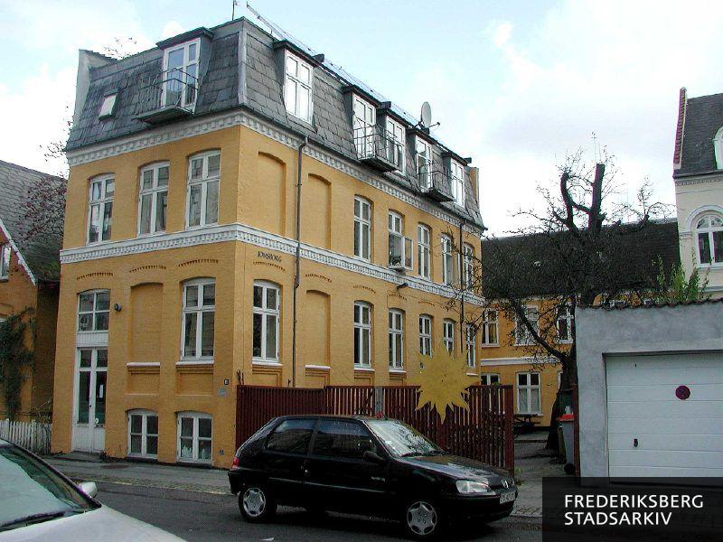 Jomsborg Studenterkollektiv eller Studenterkollegiet Jomsborg på Lykkesholms Allé 12 i 2006