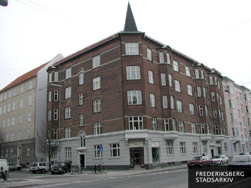 Hjørneejendommen Nandrupsvej 2 / Nyelandsvej 48