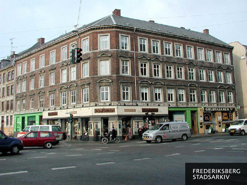 Hjørneejendommen Nordre Fasanvej 1 / Peter Bangs Vej 2