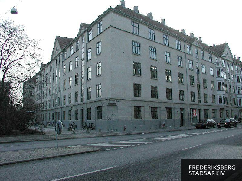 Hjørneejendommen Nordre Fasanvej 158-166 / Bispeengbuen 17-21