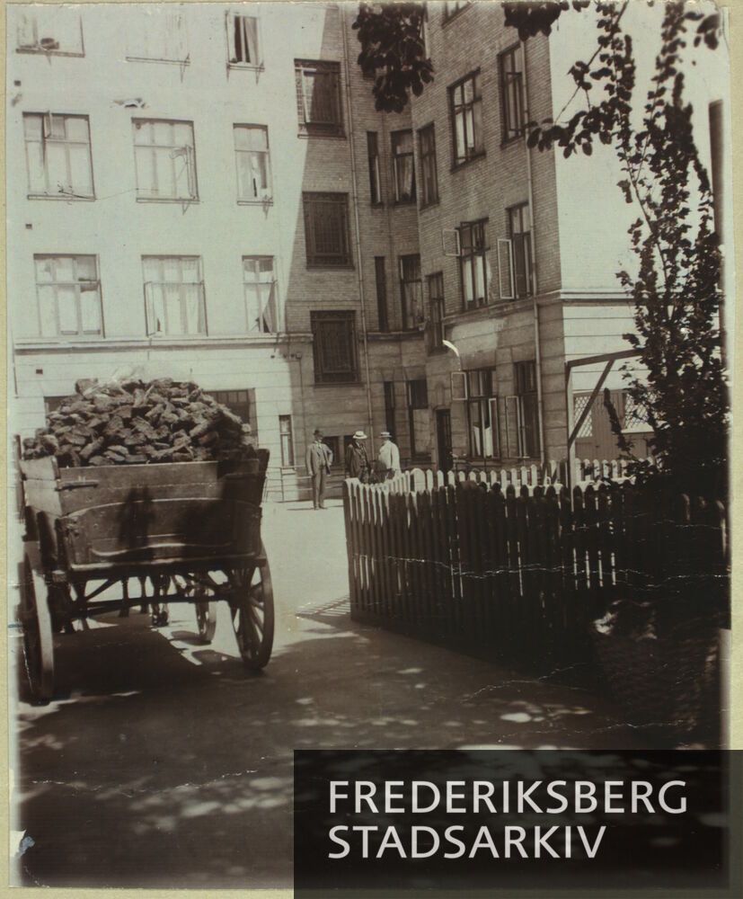 bagg-rden-til-ejendommen-p-hj-rnet-af-grundtvigsvej-kbhbilleder-dk