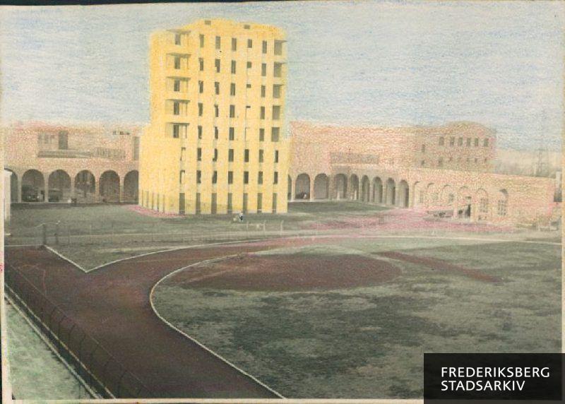 Fotografi af den italienske stats central brandskole fra 1937 i forbindelse med seks brandfolk (Balschmidt fra Frb.) fra BO's besøg på skolen syd for Rom.