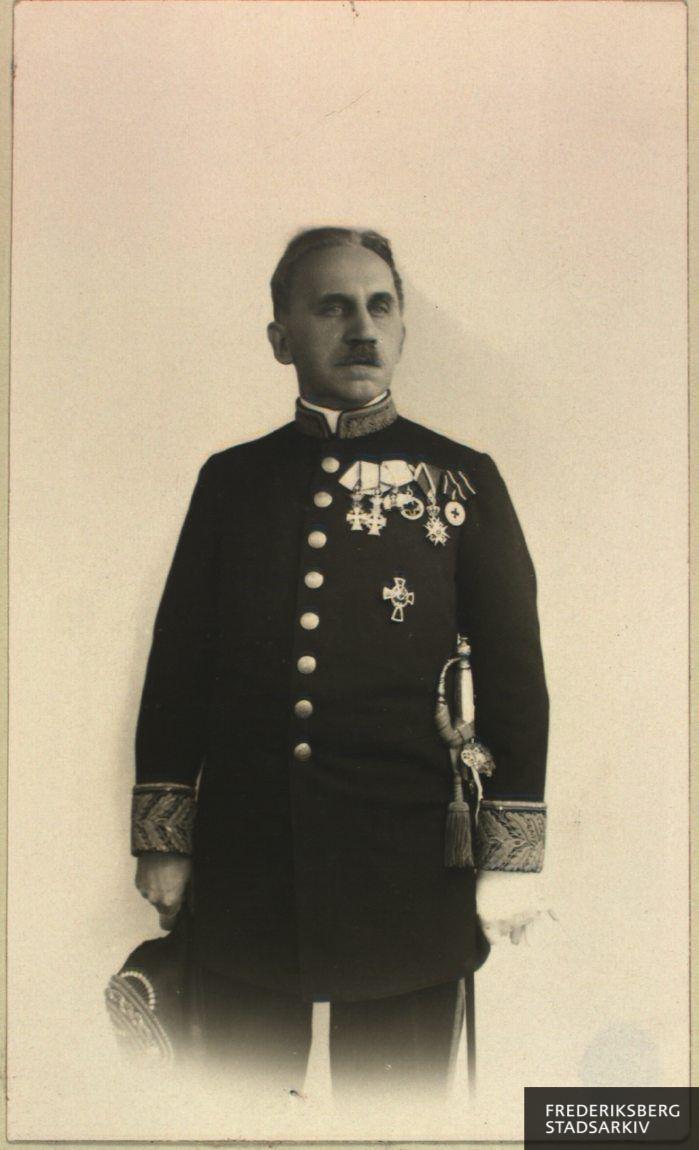 Kgl. ordenshistoriograf Louis Bobé