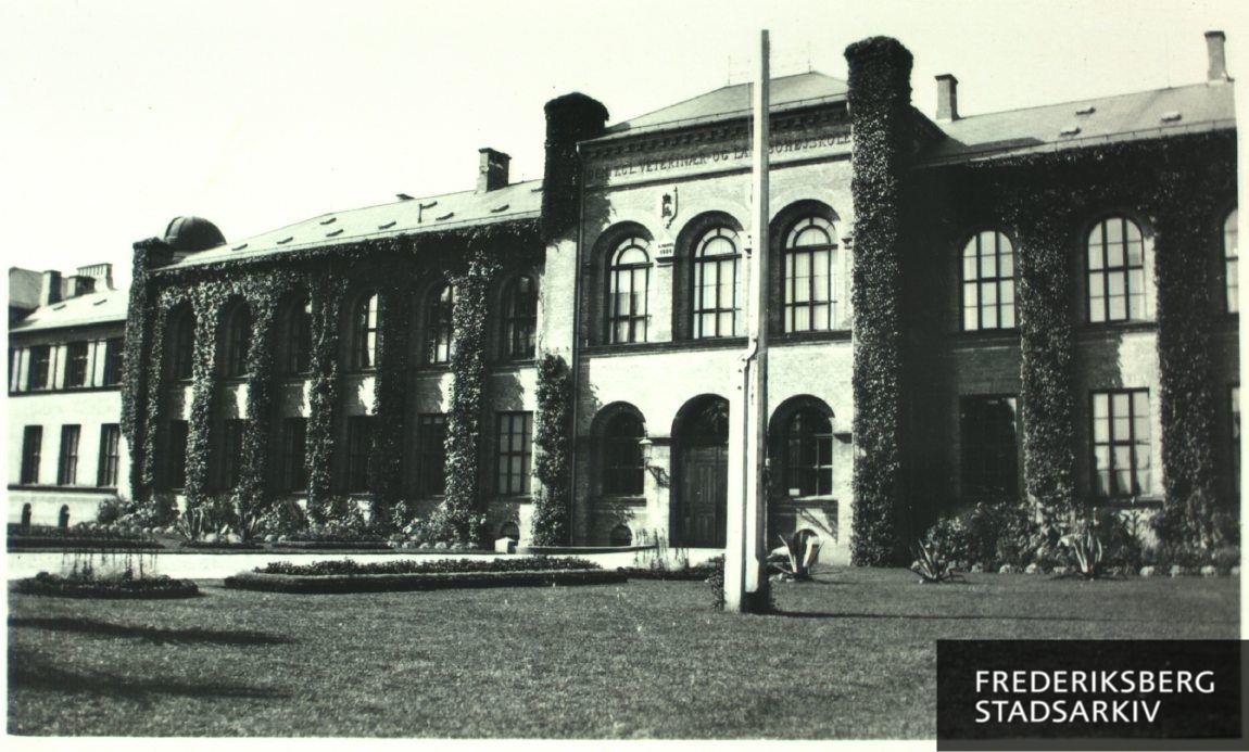 Den kongelige Veterinær- og Landbohøjskole, hovedbygningen