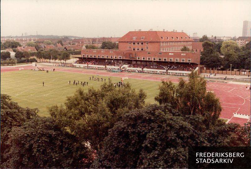 Indvielsen af det renoverede stadion i Frederiksberg Idrætspark