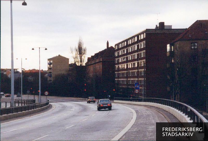 Udsigt fra Bispeengbuen mod lyskurve, i retning mod Ågade
