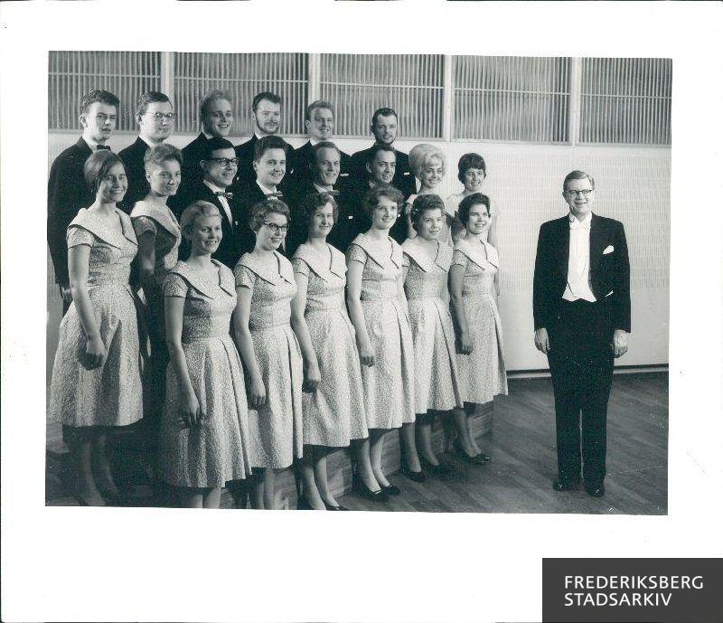 Danmarks Radios Underholdningskor (populært kaldet UHA-koret)