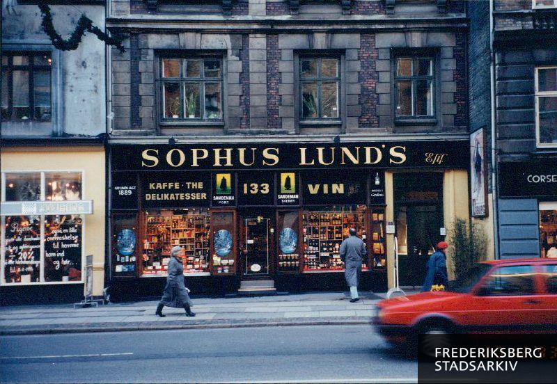 Sofus Lunds delikatesseforretning med kaffe, the og vin