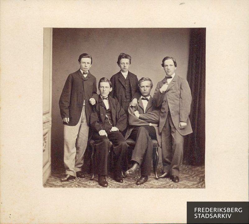 Elever fra 3. Real fra Schneekloths Latin- og Realskole. Fra venstre: Thomsen, Rünitz, Classen, Marstrand og Hjortemaal
