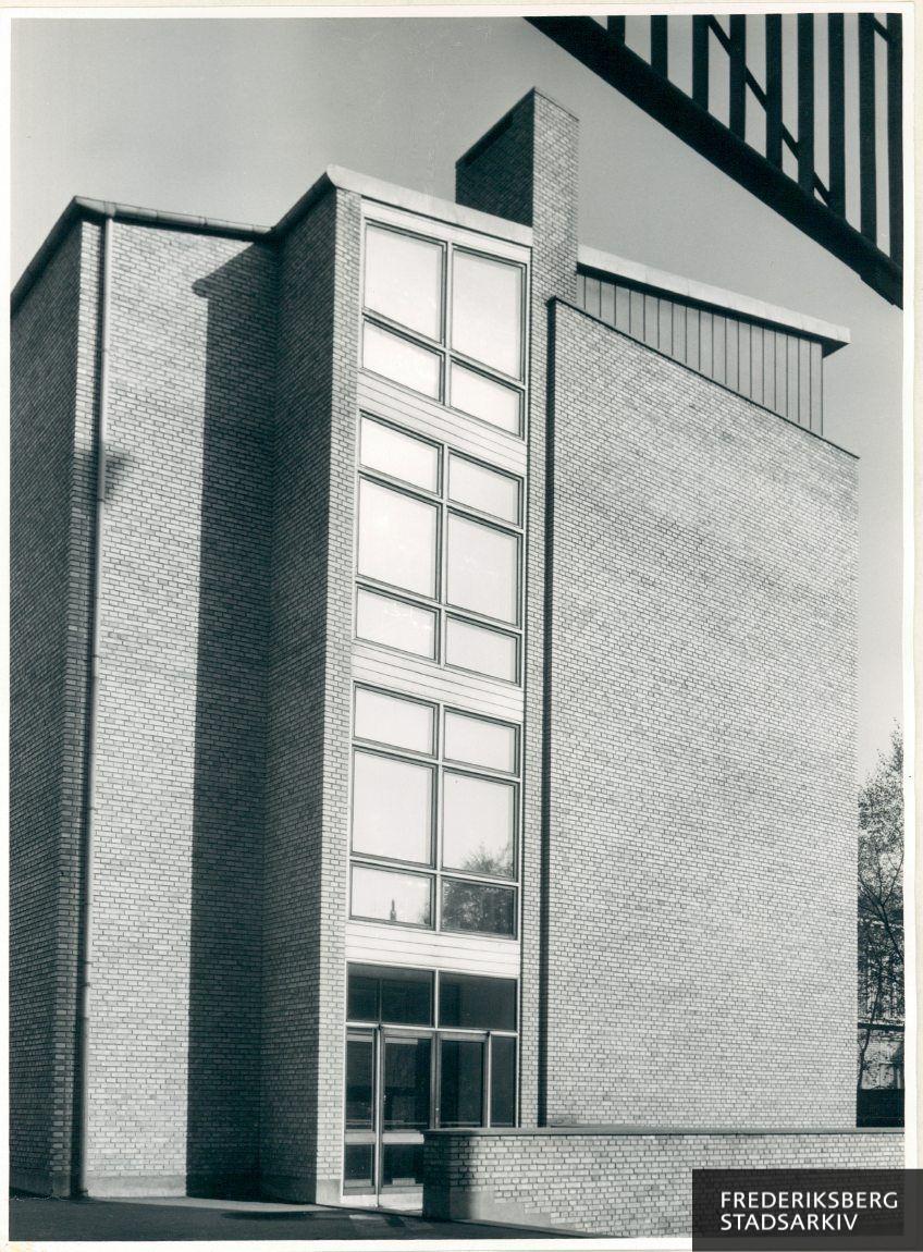 Frederiksberg gymnasium på Hollændervej- gavl mod syd