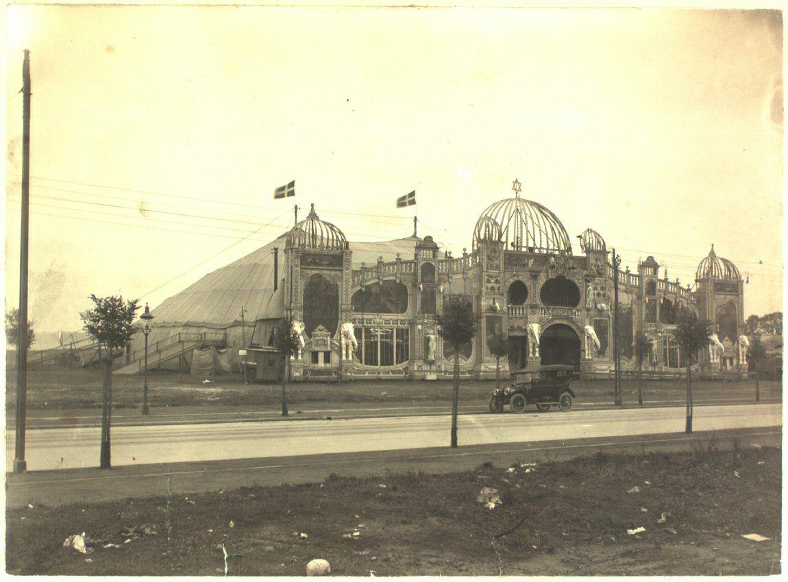 Cirkus Sarrasani