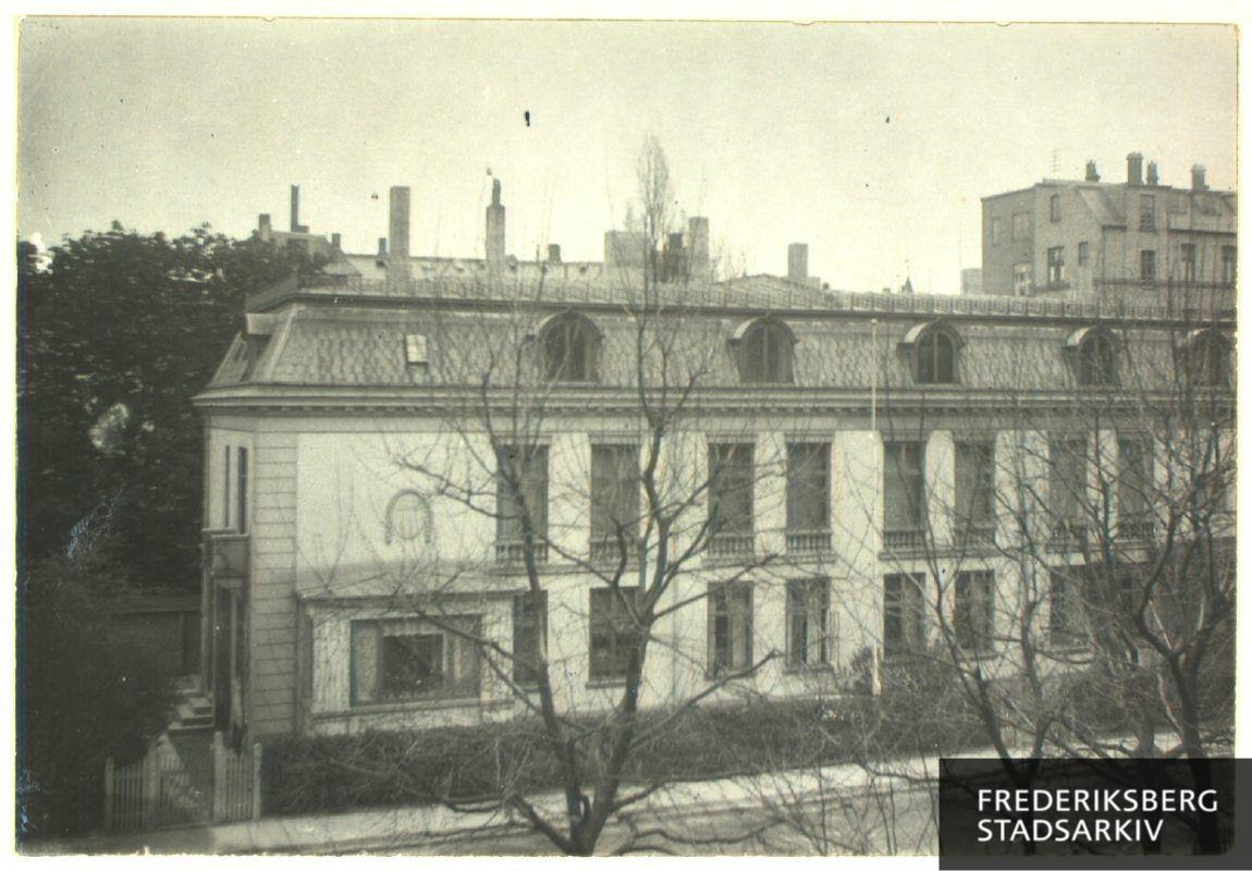 Amicisvej 4-6