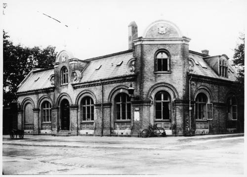 Frederiksberg Politistation set fra Frederiksberg Alle