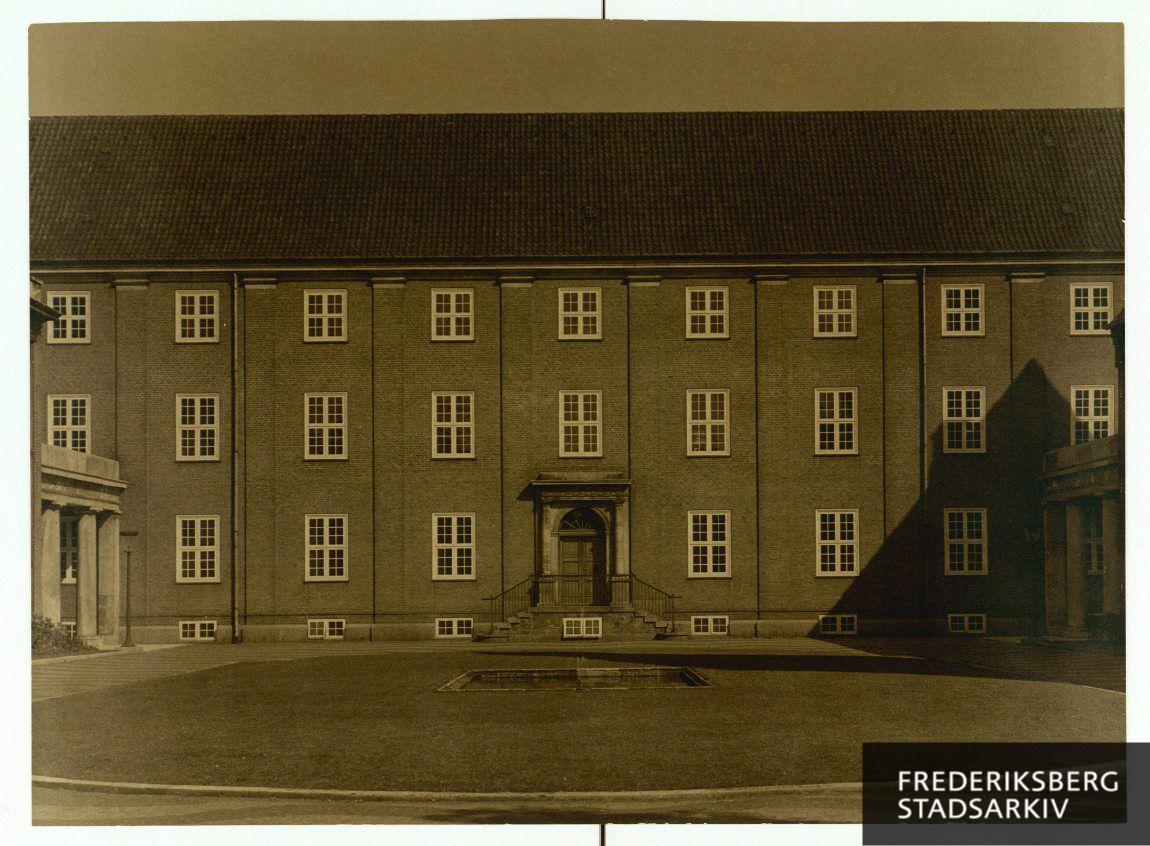 Politistationen, set fra vest