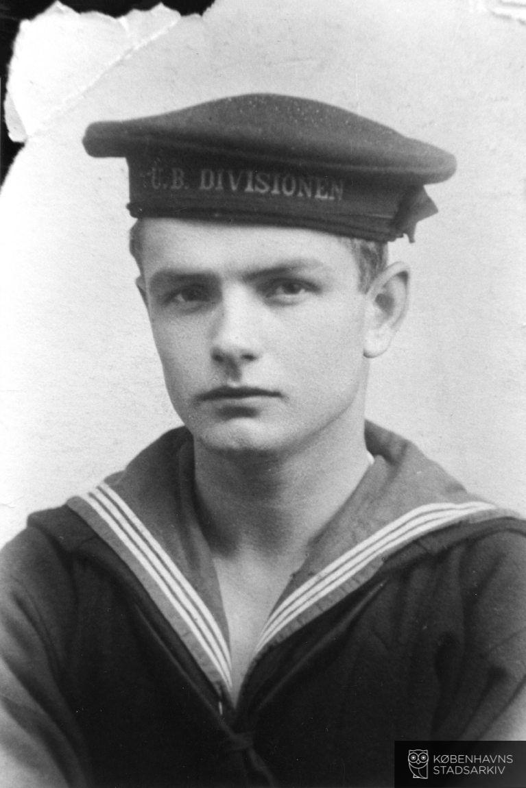 Ung marinesoldat