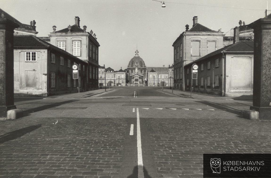 Larsens Plads - Kbhbilleder.dk