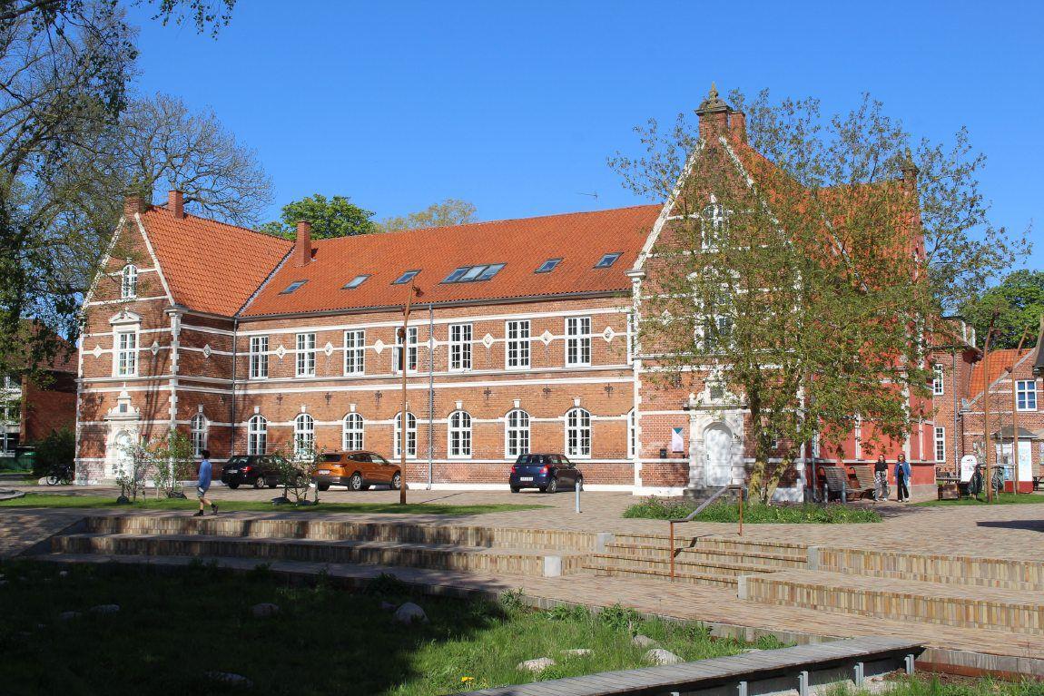 Karens Minde Aksen