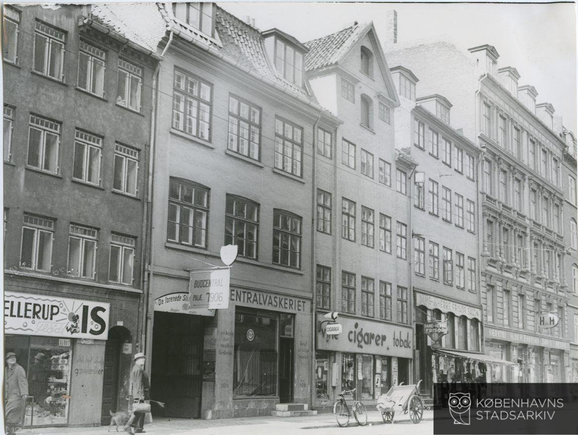 Dronningens Tværgade 19,21,23, 25
