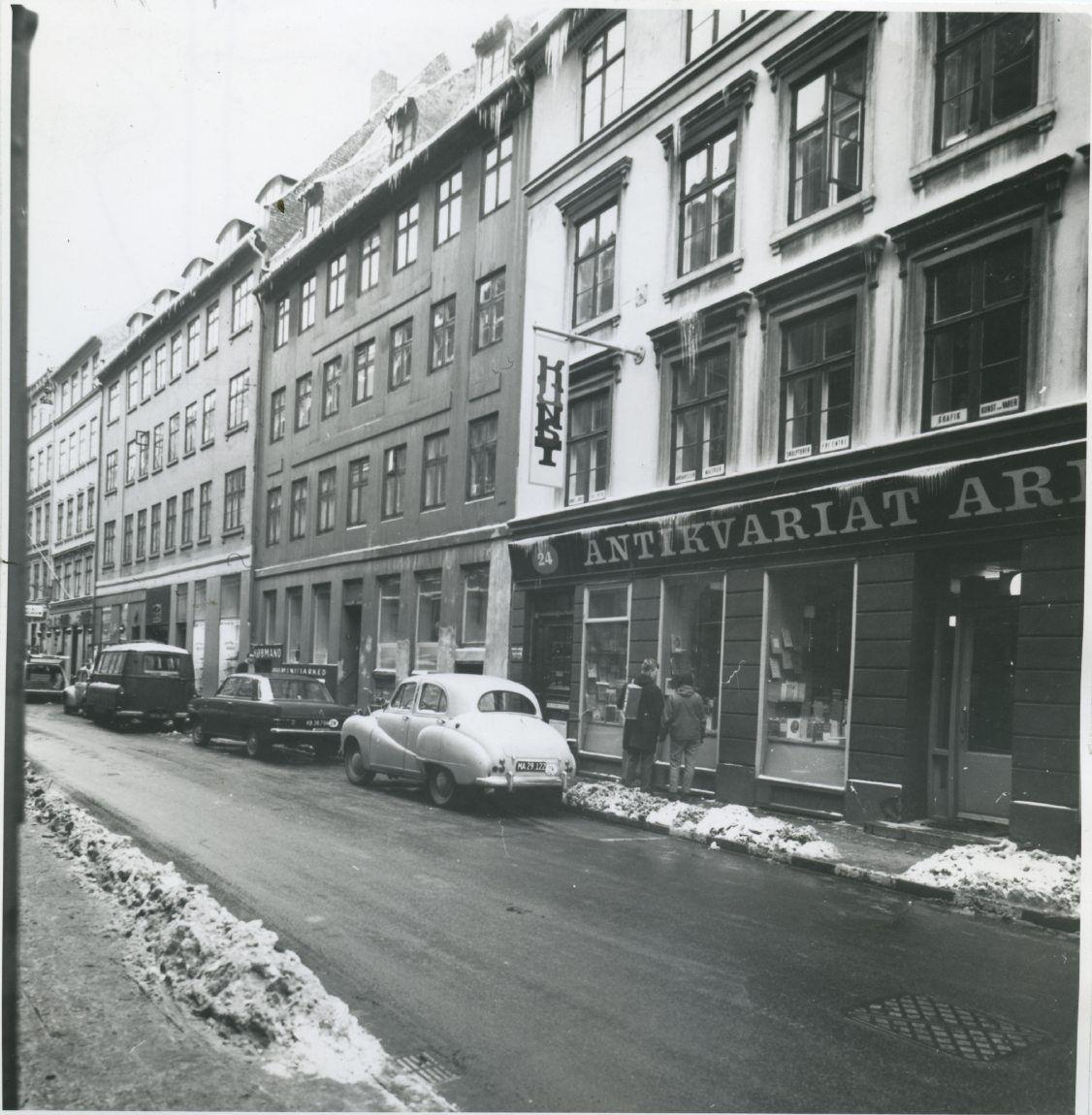 Fiolstræde 26