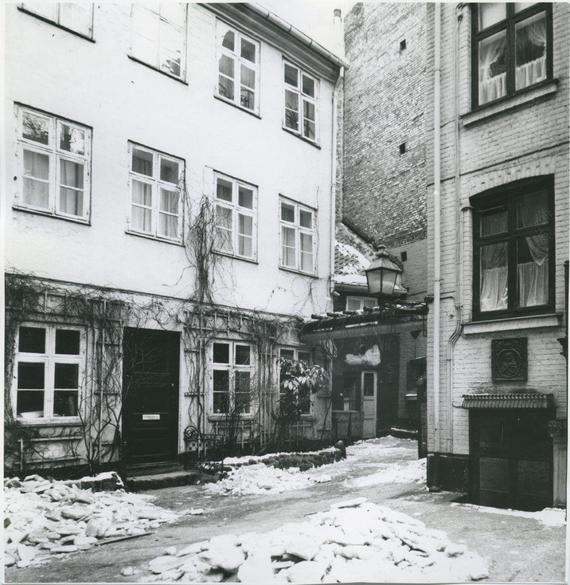 Fiolstræde 30-32
