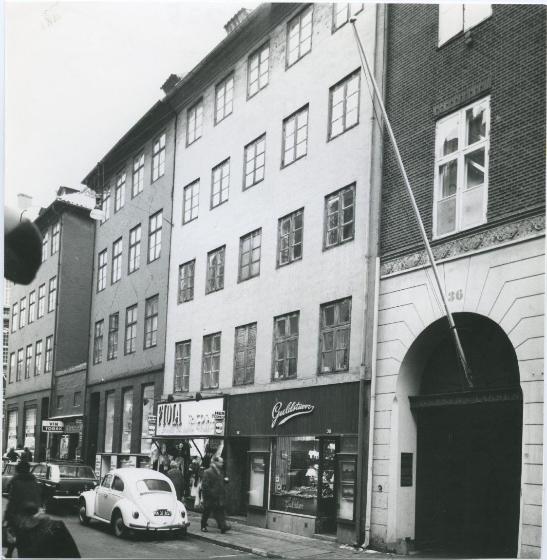 Fiolstræde 38