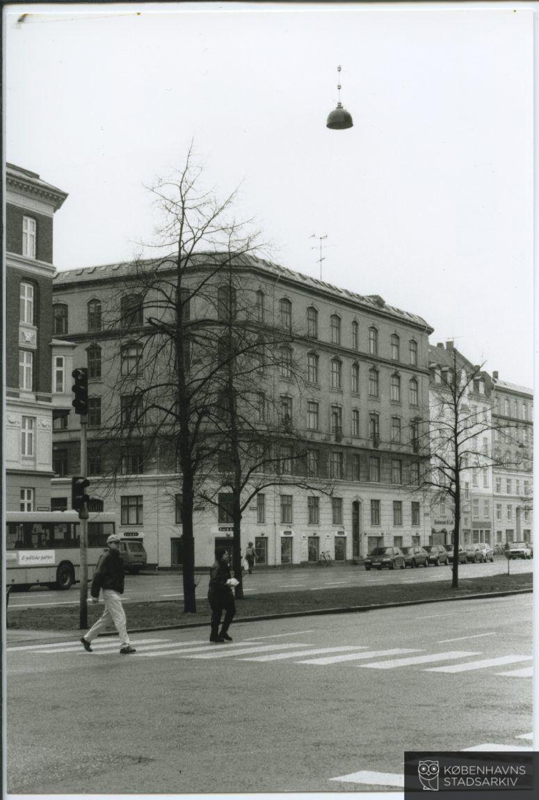 Gammel Kalkbrænderi Vej 38 / Marstalsgade 27 / Strandboulevarden 63-65