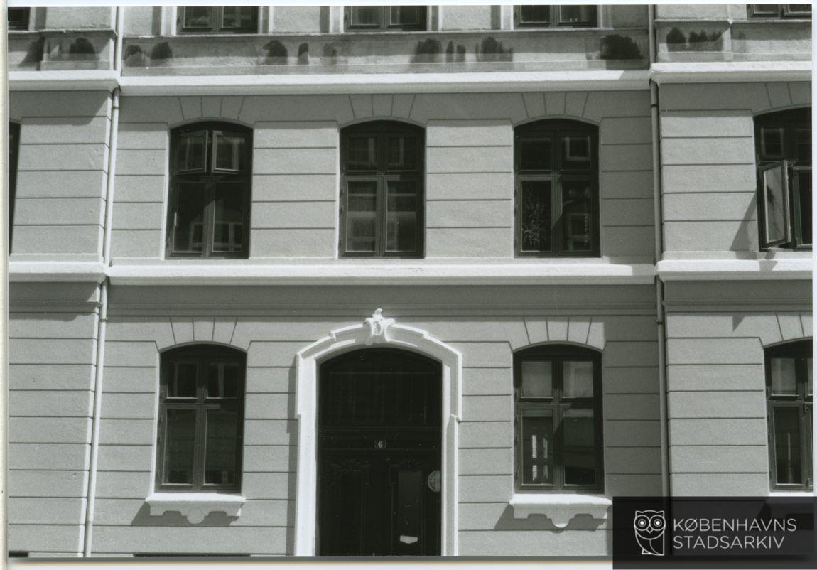 Grenågade 6