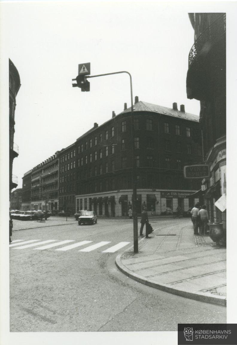 Holbergsgade 22 / Cort Adelersgade  2