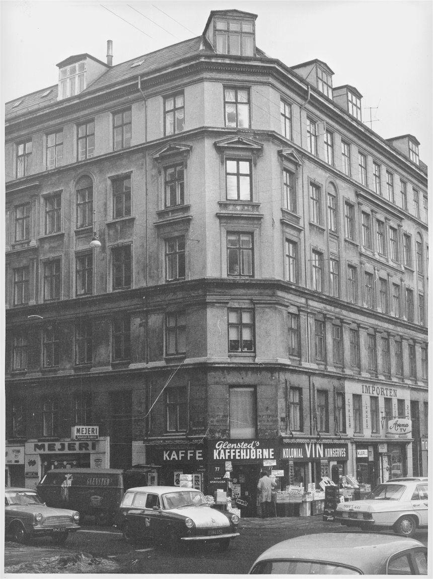 Ryesgade 77 = Helgesensgade 12-14