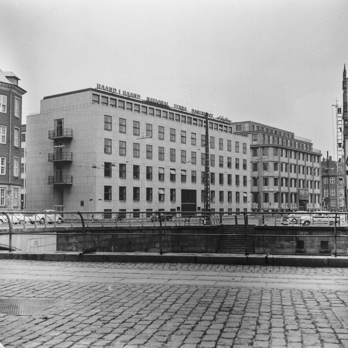 Holmens Kanal 22-38