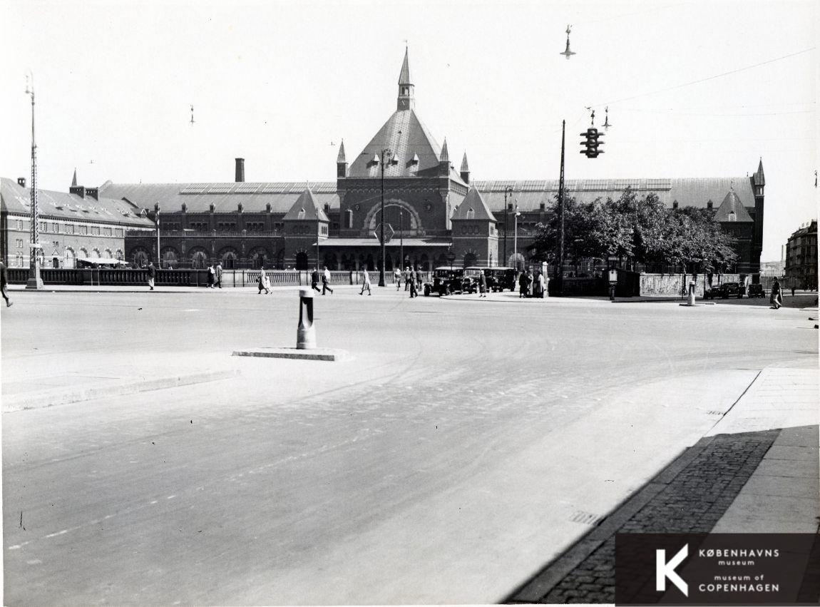 Københavns 3. Hovedbanegård, Banegårdspladsen