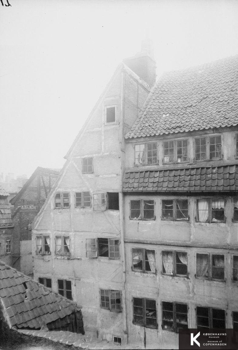 Pilestræde 32