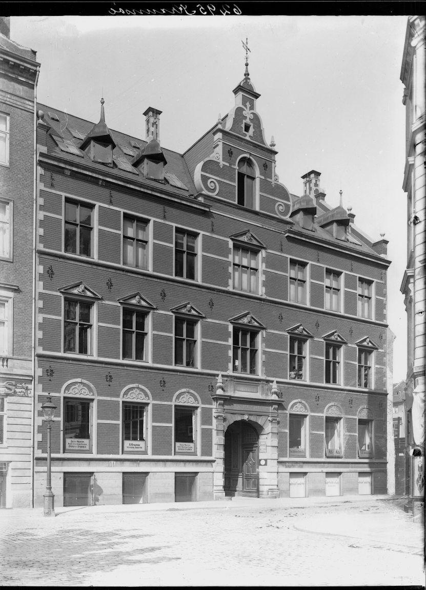Frederiksholms Kanal 4