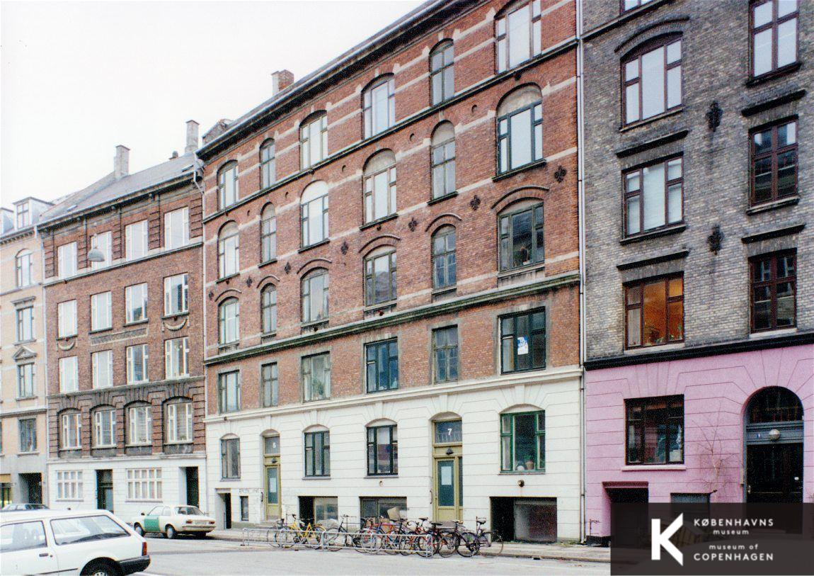 Godsbanegade 7