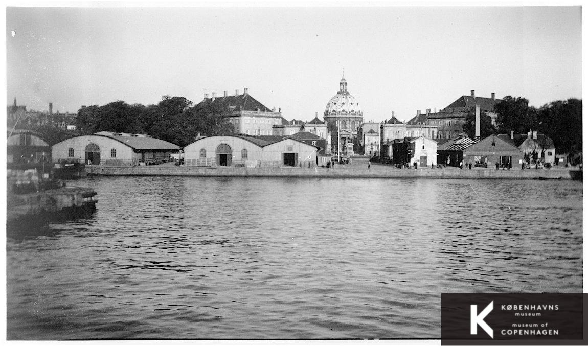 Larsens Plads