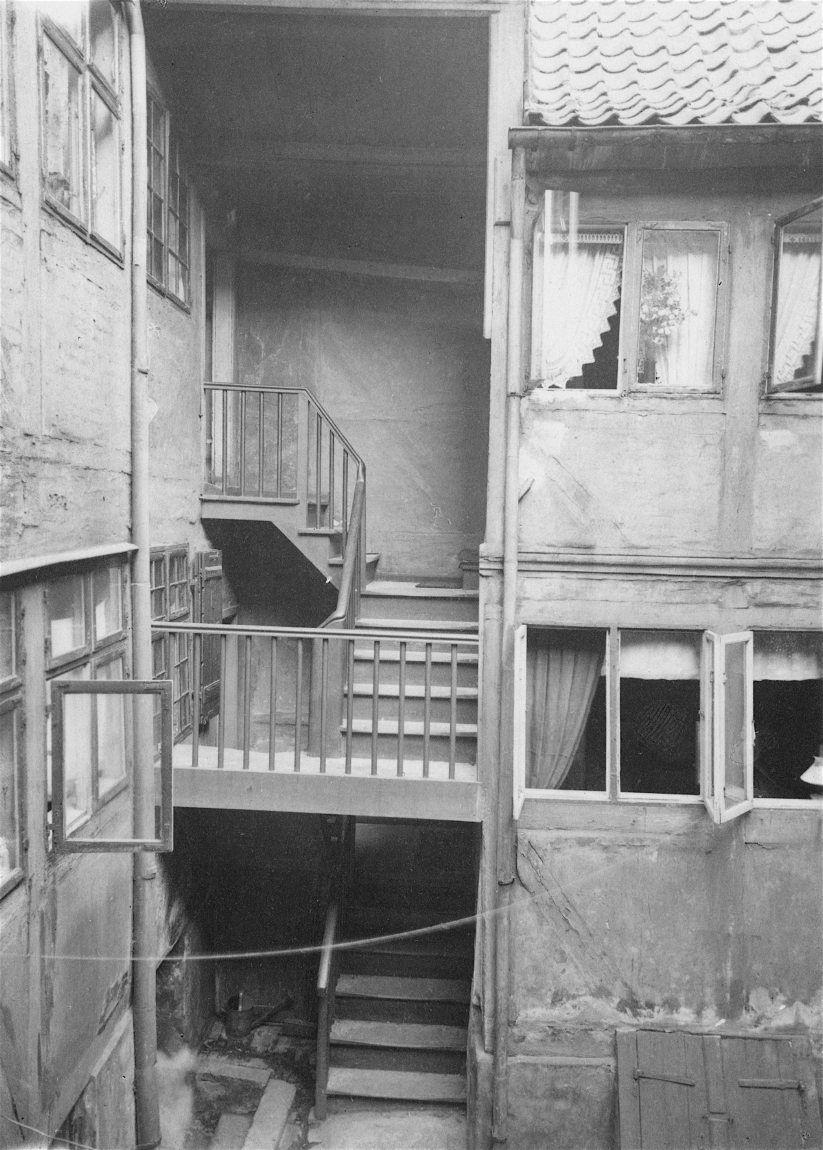 Løngangstræde 16B