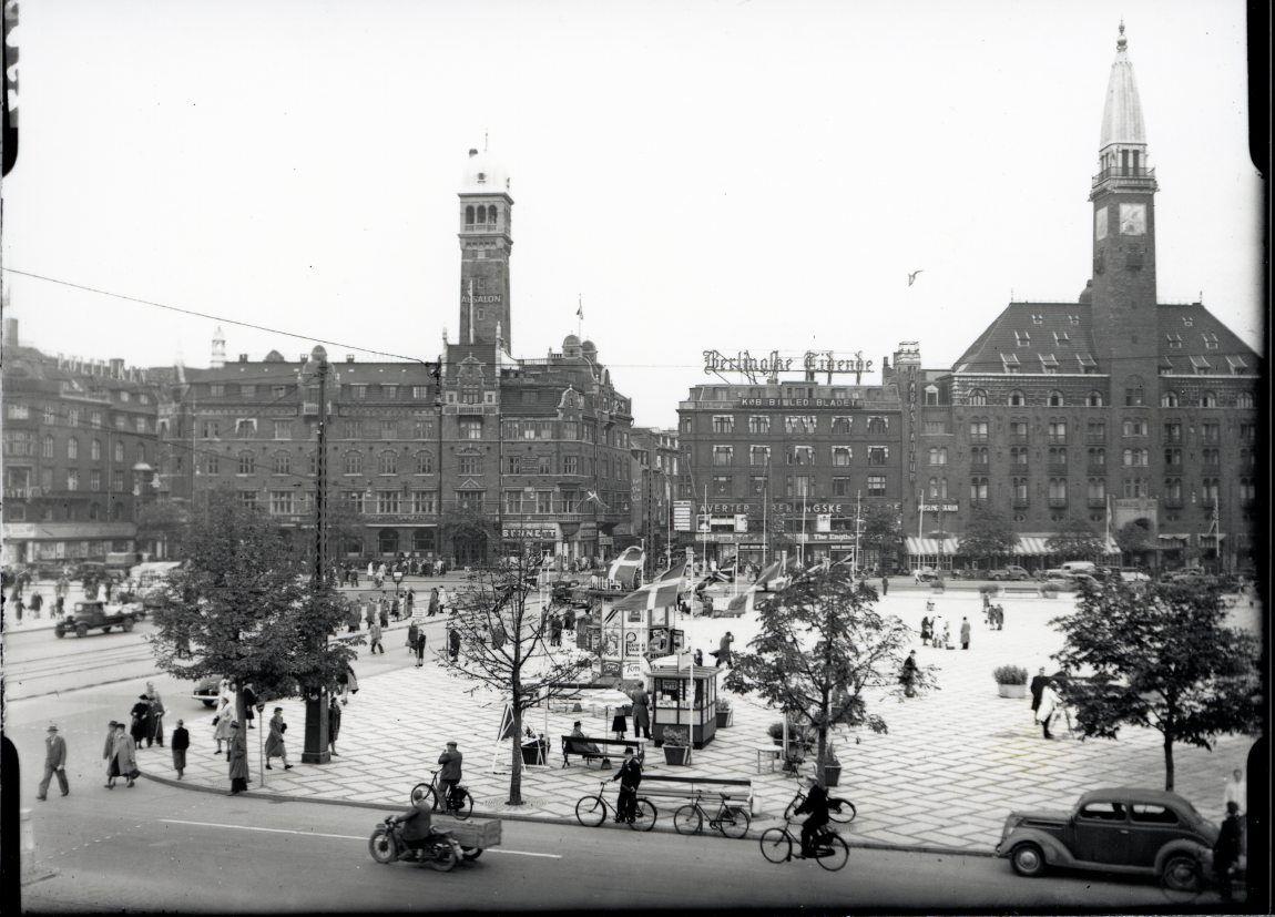 Rådhuspladsen, Set Mod Vester Voldgade - Kbhbilleder.dk