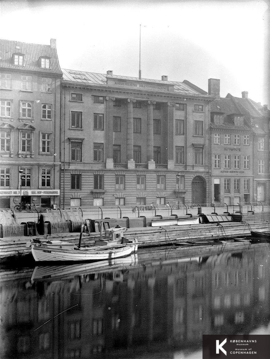 Ved Stranden 14