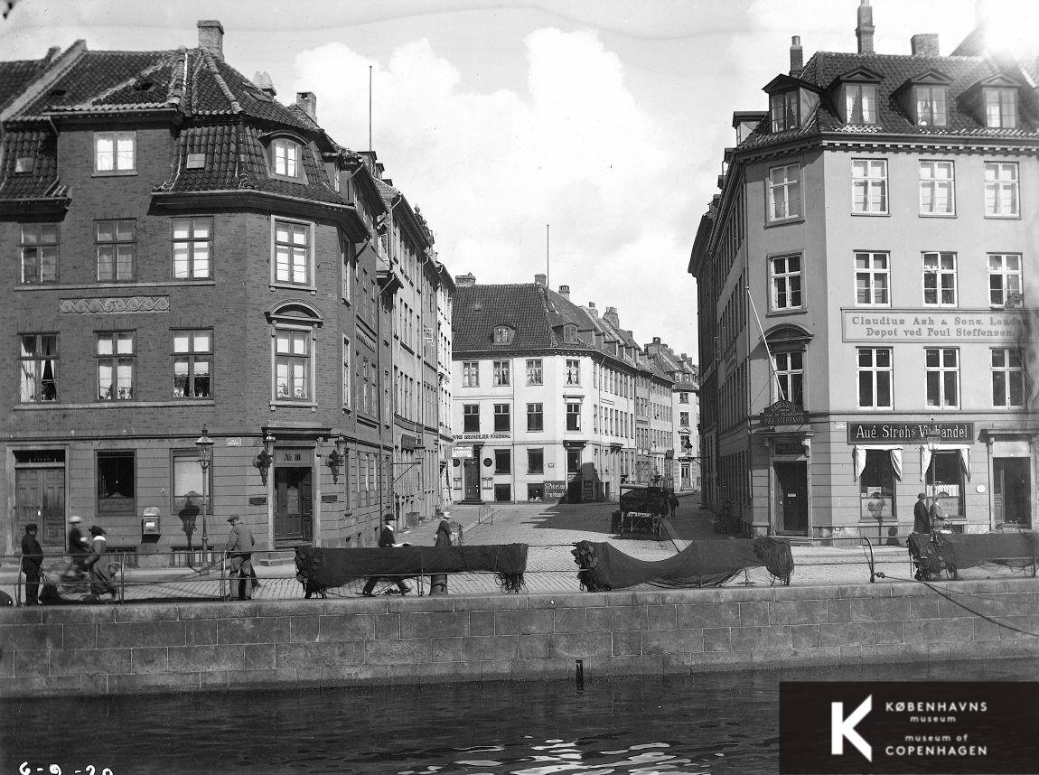 Ved Stranden nr 8-10