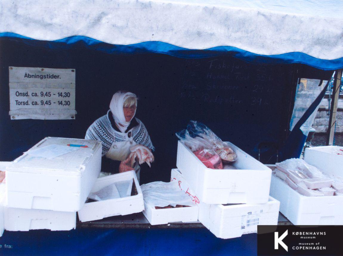 Fiskerkoner og handlende på Gammel Strand