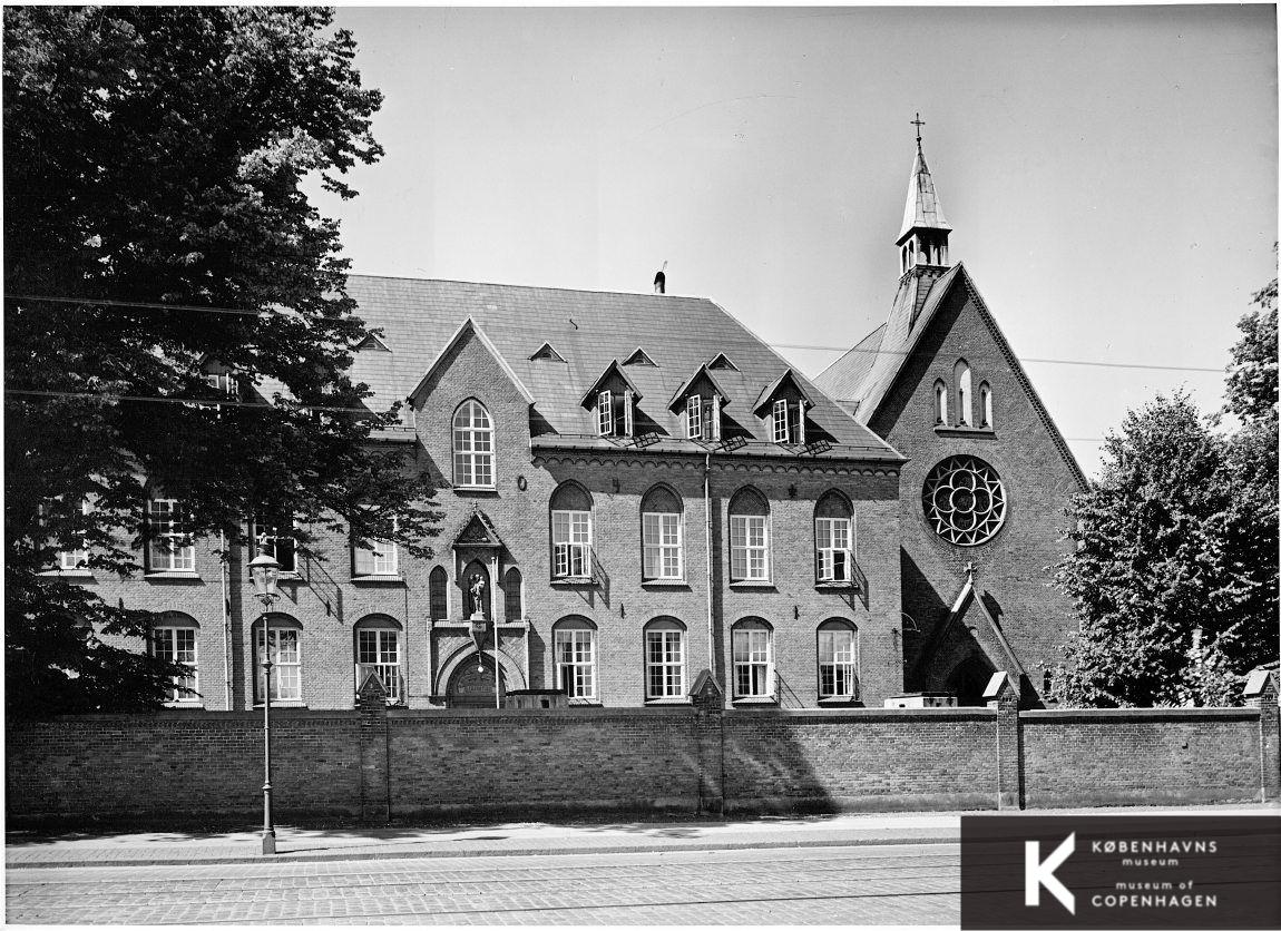Immaculatakirken, Strandvejen 91