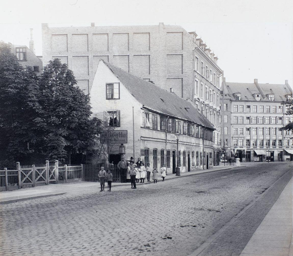 Hjørnet af Kalkbrænderivej (Nu: Nordre Frihavnsgade) i slutningen af 1800-tallet