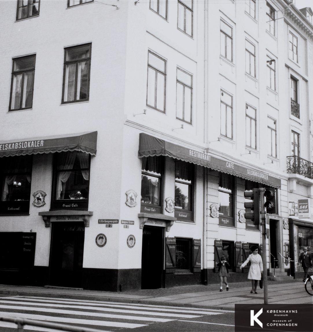 Kongens Nytorv, Hviids Vinstue