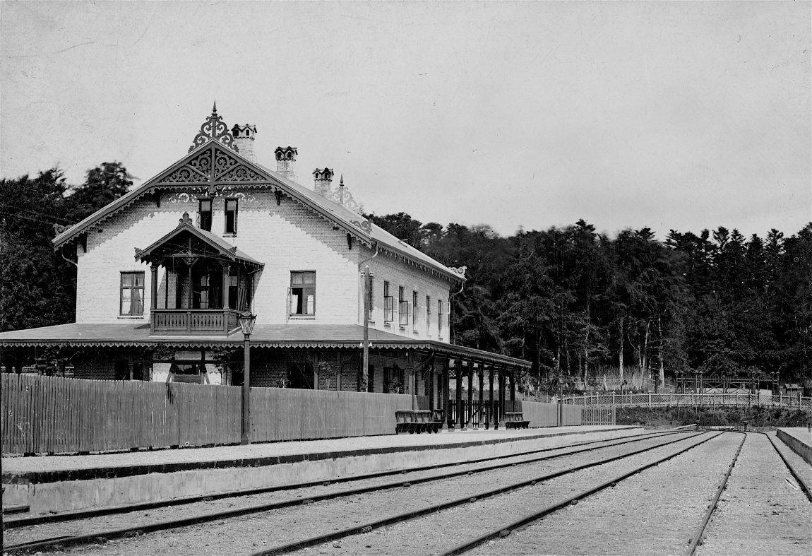 Klampenborg Station